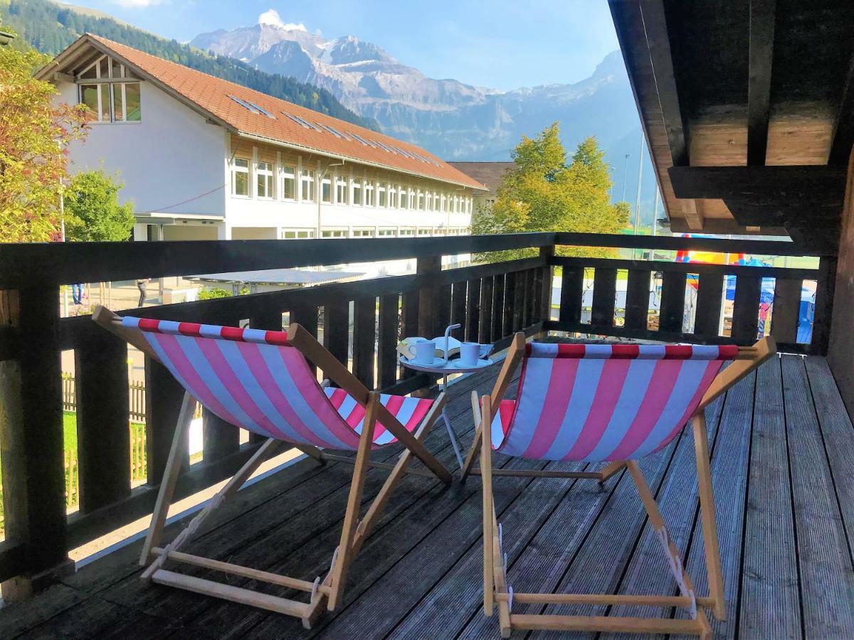 Luna Elk Home Lenk Exteriör bild